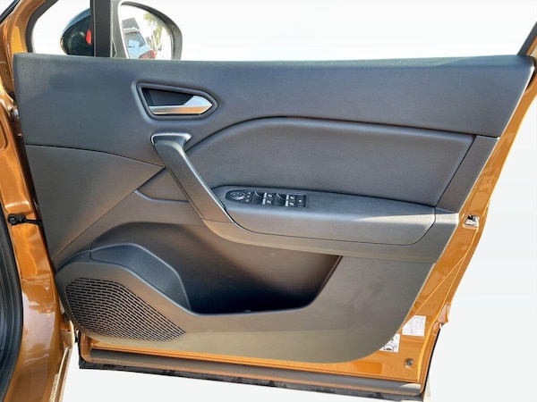 Used Renault Captur 2021 for sale - 76060036: Photo 8