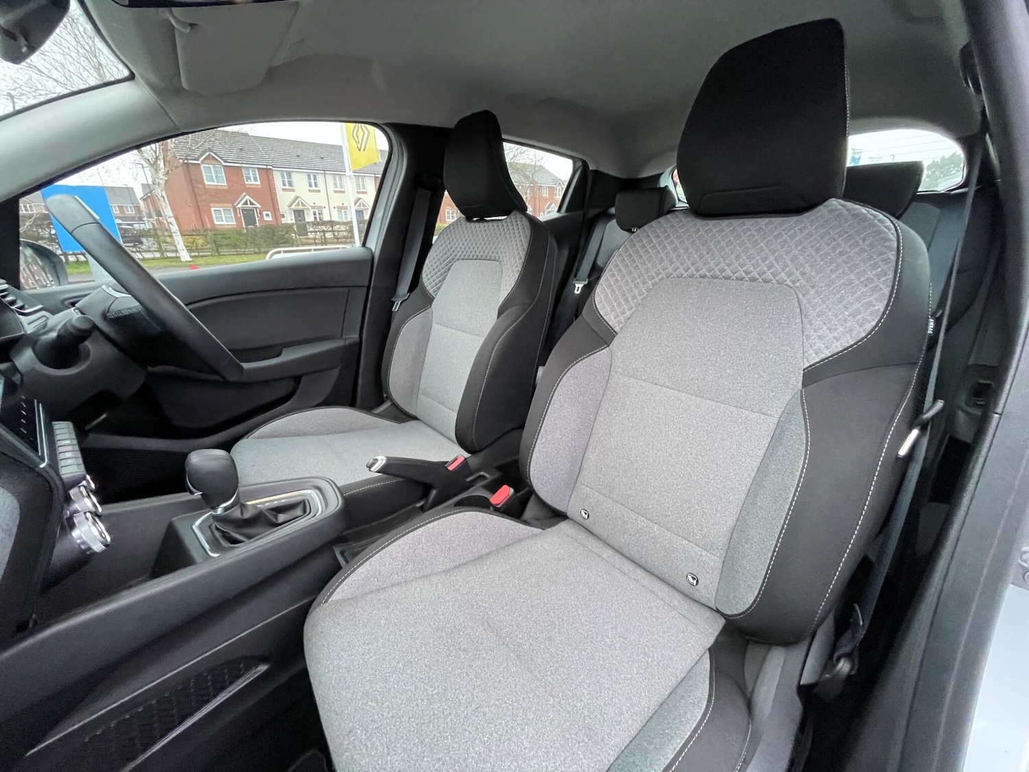 Used Renault Clio for sale - 77825166: Photo 57