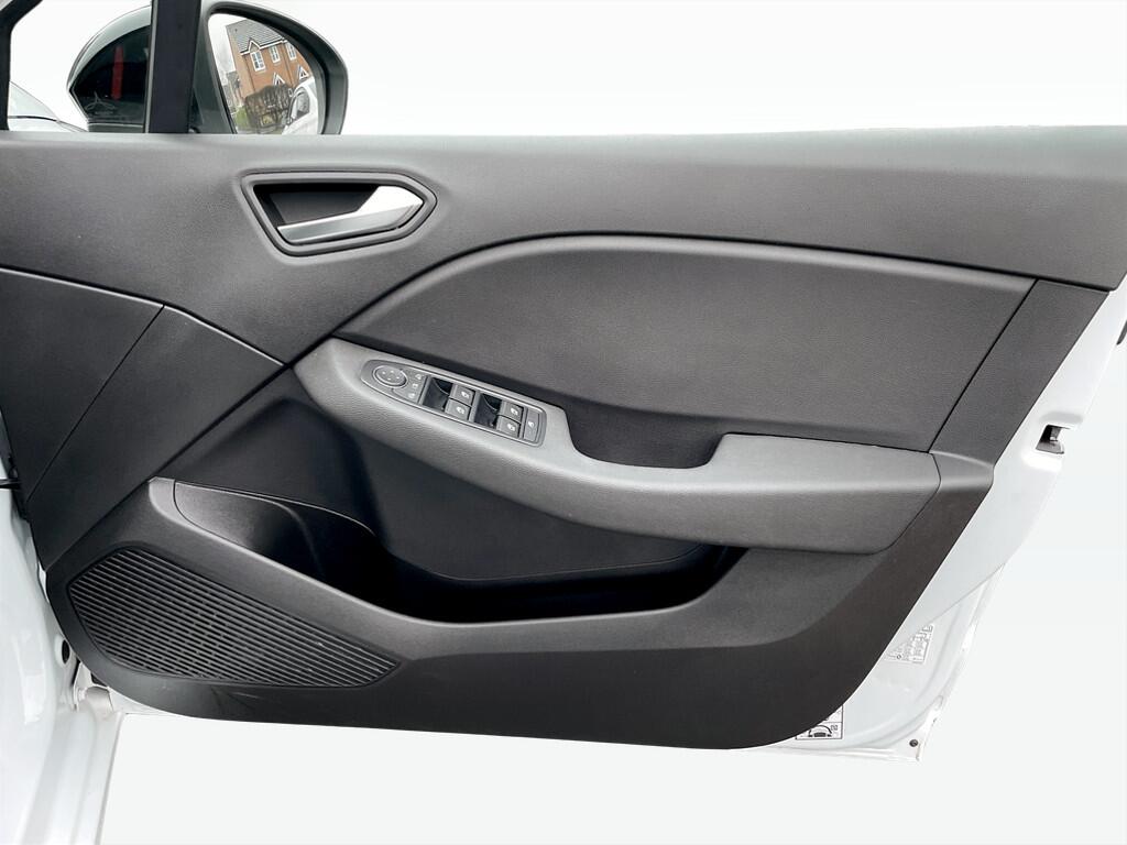 Used Renault Clio for sale - 77825166: Photo 8