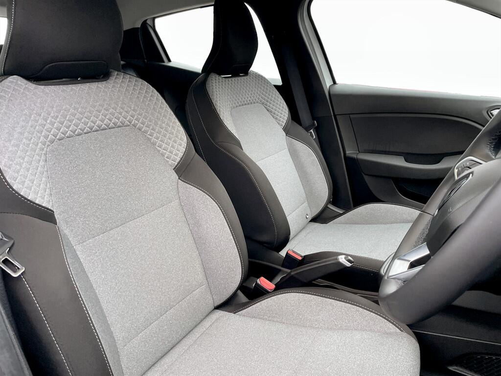 Used Renault Clio for sale - 77825166: Photo 9