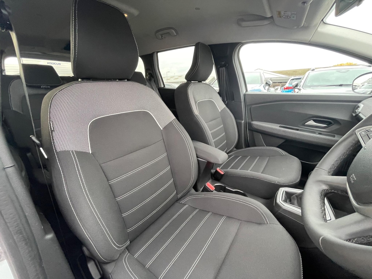 Used Dacia Jogger 2023 for sale - 76095182: Photo 33