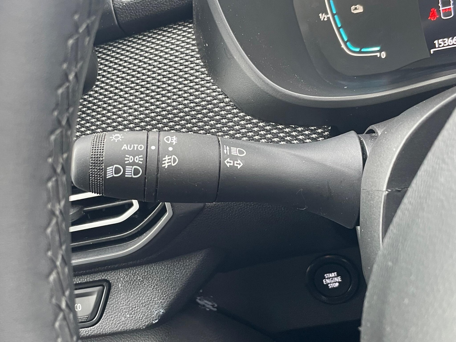 Used Dacia Jogger 2023 for sale - 76095182: Photo 40