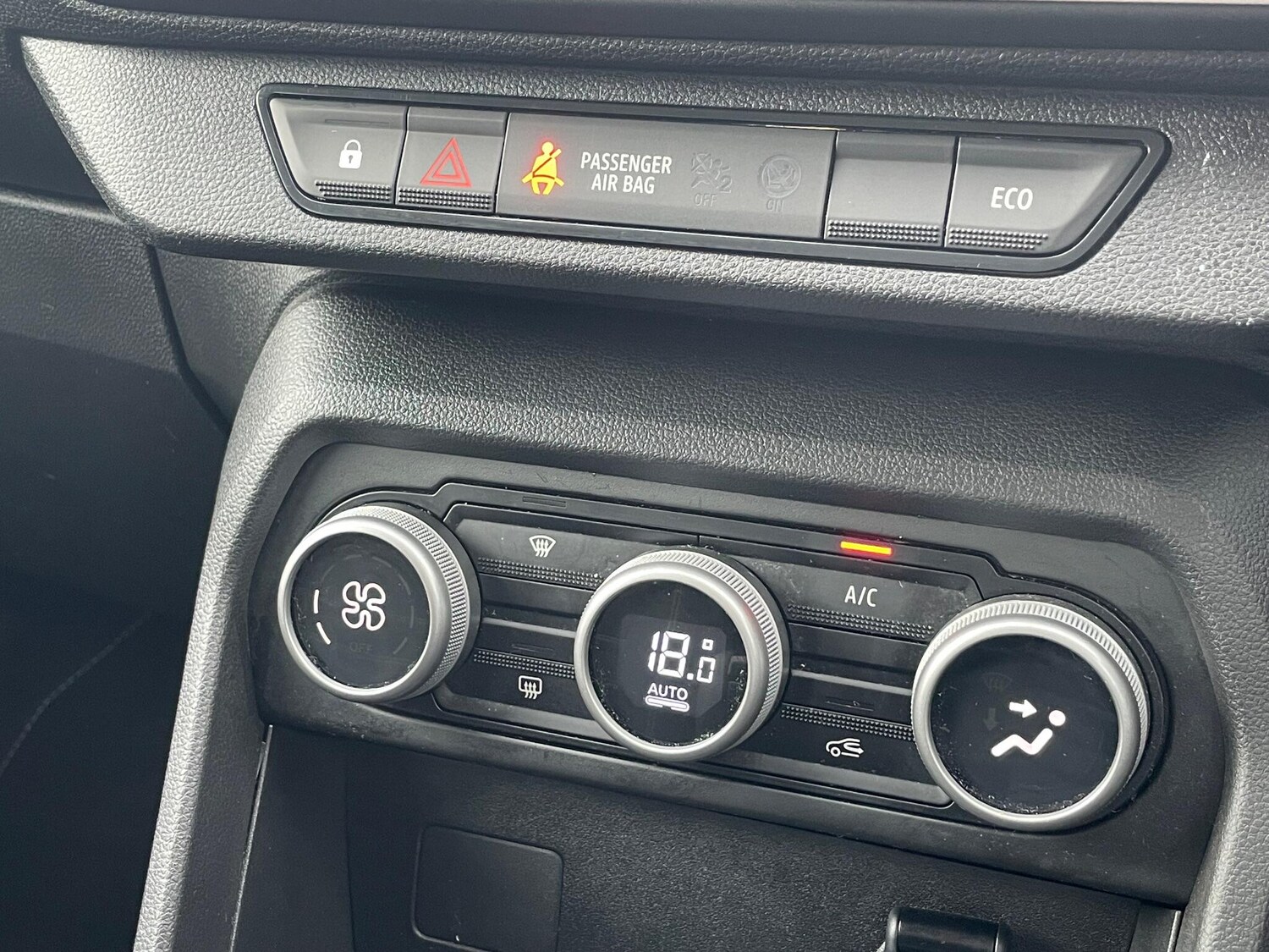 Used Dacia Jogger 2023 for sale - 76095182: Photo 46