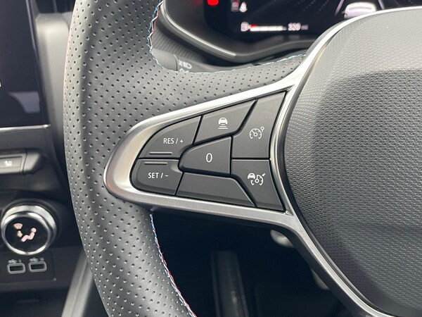 Used Renault Clio 2024 for sale - 76174928: Photo 43