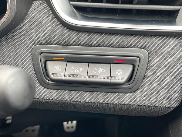 Used Renault Clio 2024 for sale - 76174928: Photo 48