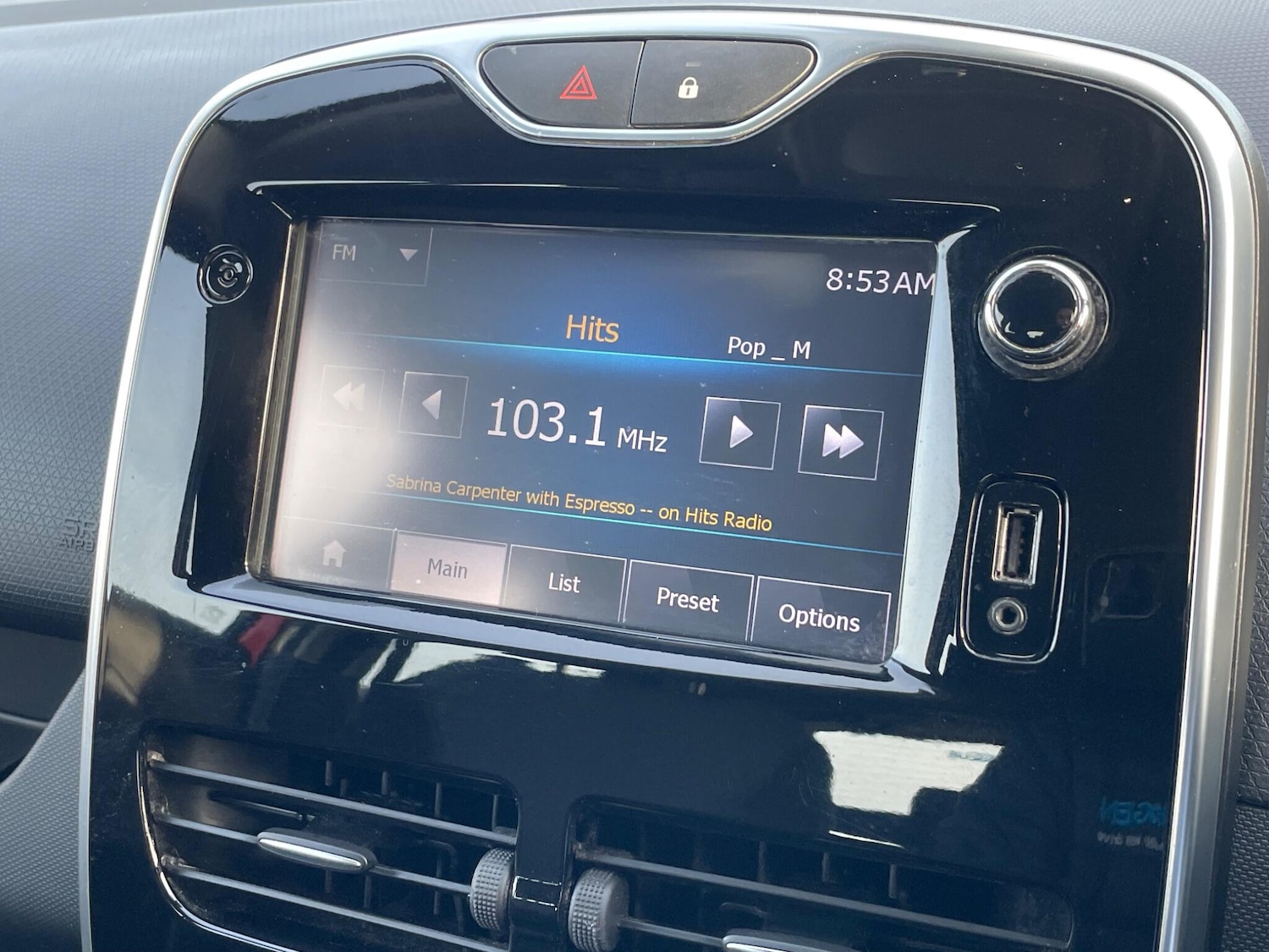 Used Renault Clio 2015 for sale - 77424593: Photo 41