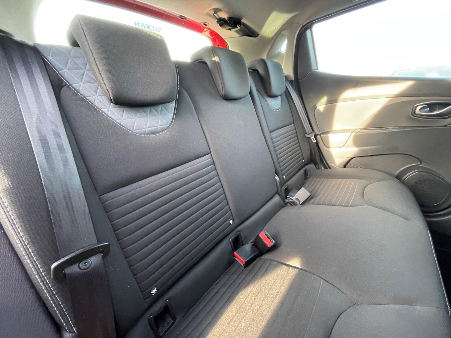 Used Renault Clio 2015 for sale - 77424593: Photo 53