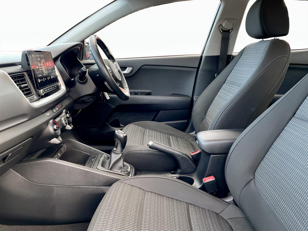 Used Kia Stonic 2022 for sale - 76592737: Photo 15