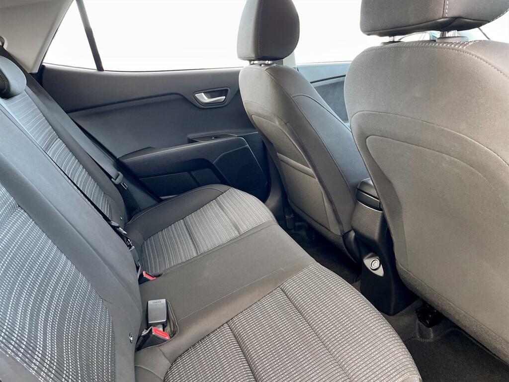 Used Kia Stonic 2022 for sale - 76592737: Photo 17