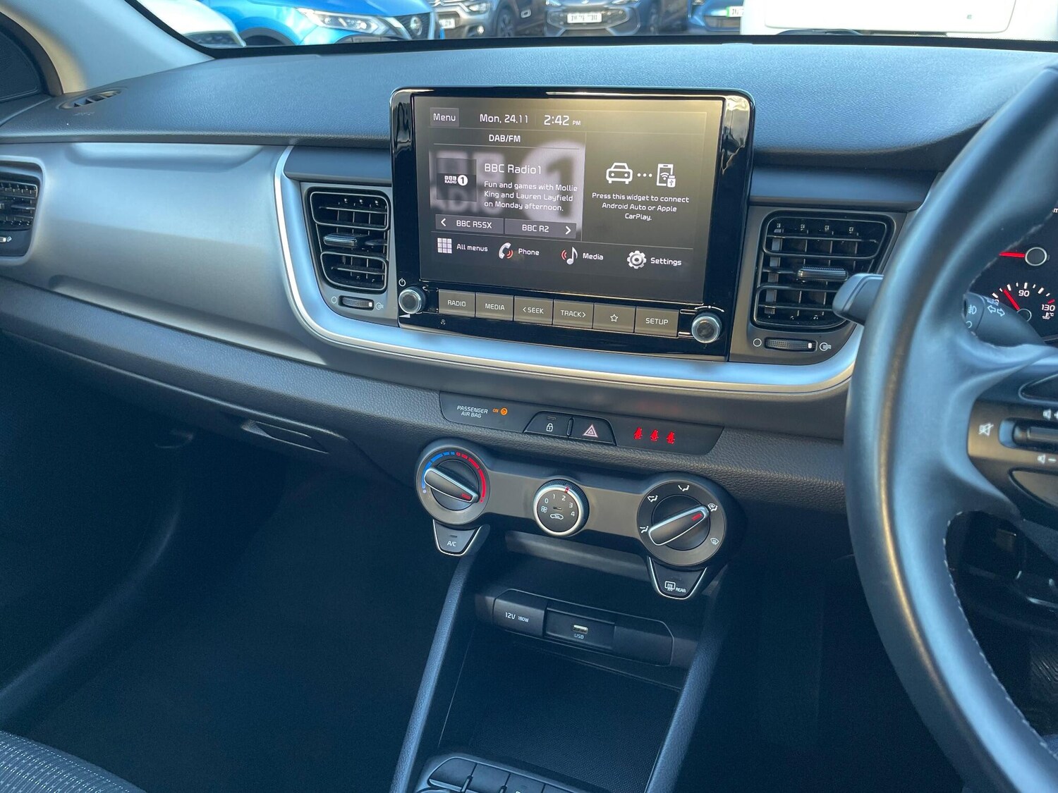 Used Kia Stonic 2022 for sale - 76592737: Photo 43