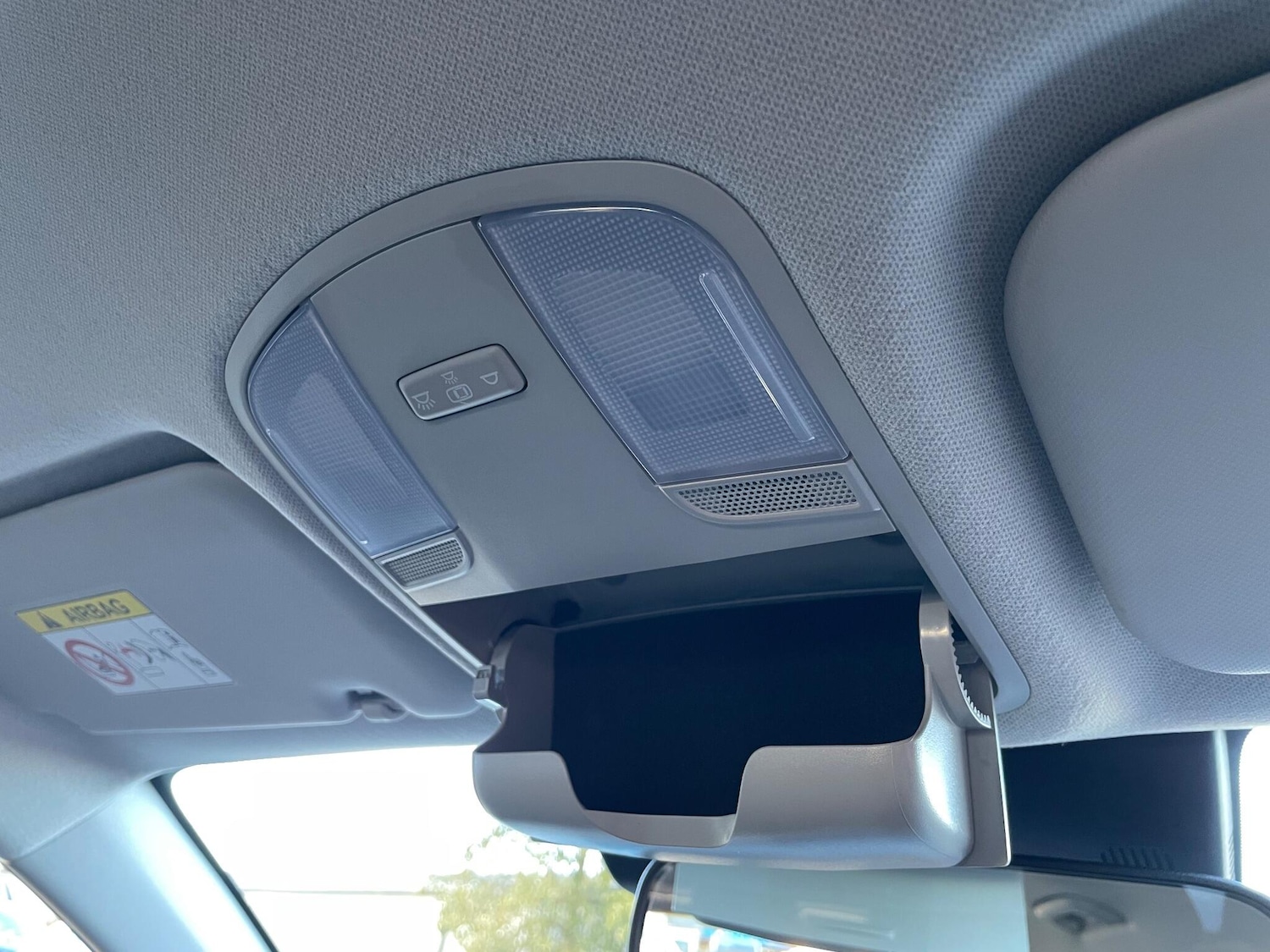 Used Kia Stonic 2022 for sale - 76592737: Photo 51