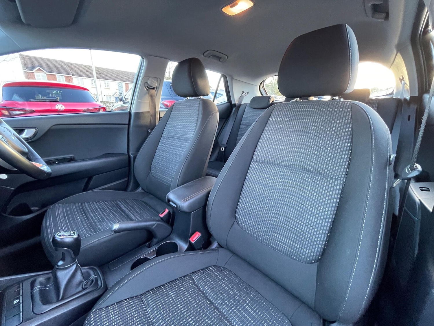 Used Kia Stonic 2022 for sale - 76592737: Photo 56