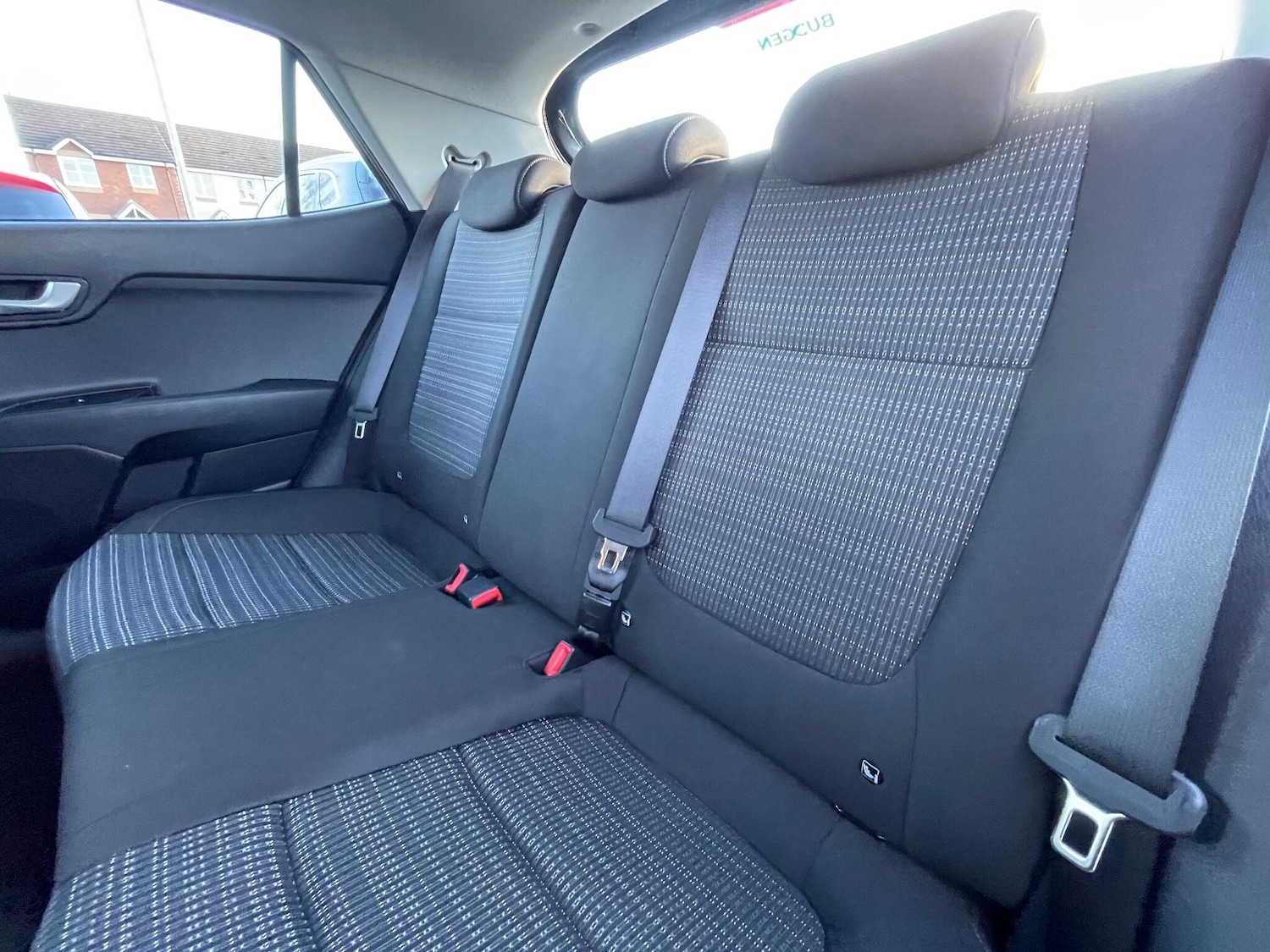 Used Kia Stonic 2022 for sale - 76592737: Photo 58