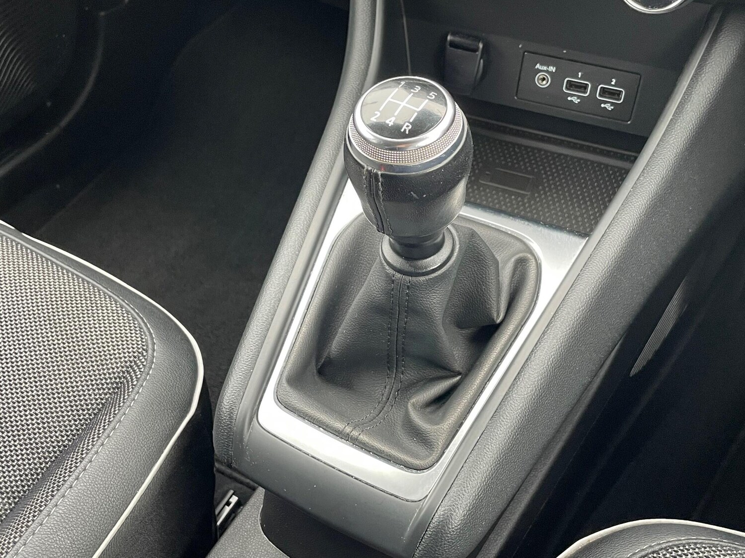 Used Renault Captur 2021 for sale - 75728907: Photo 54