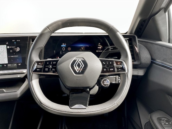 Used Renault Megane E Tech 2023 for sale - 76270904: Photo 12