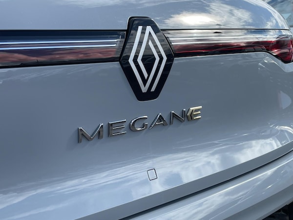 Used Renault Megane E Tech 2023 for sale - 76270904: Photo 31