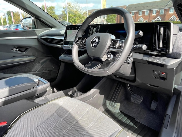 Used Renault Megane E Tech 2023 for sale - 76270904: Photo 40