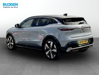 Used Renault Megane E Tech 2023 for sale - 76270904: Photo