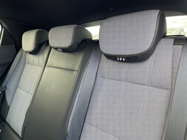 Used Renault Megane E Tech 2023 for sale - 76270904: Photo 65