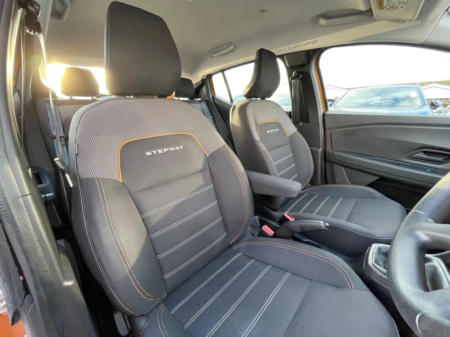 Used Dacia Sandero Stepway 2022 for sale - 76887218: Photo 32