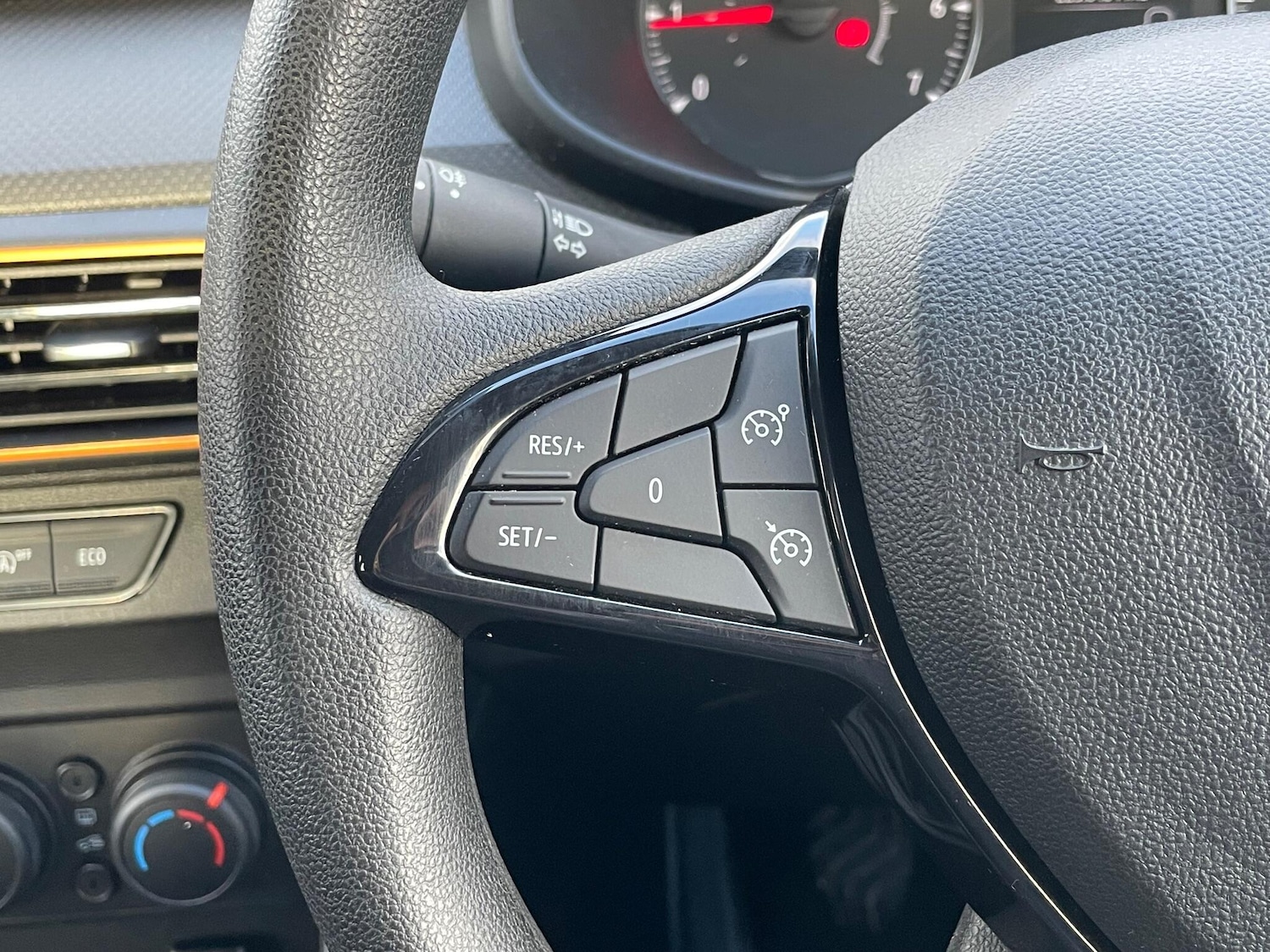 Used Dacia Sandero Stepway 2022 for sale - 76887218: Photo 36