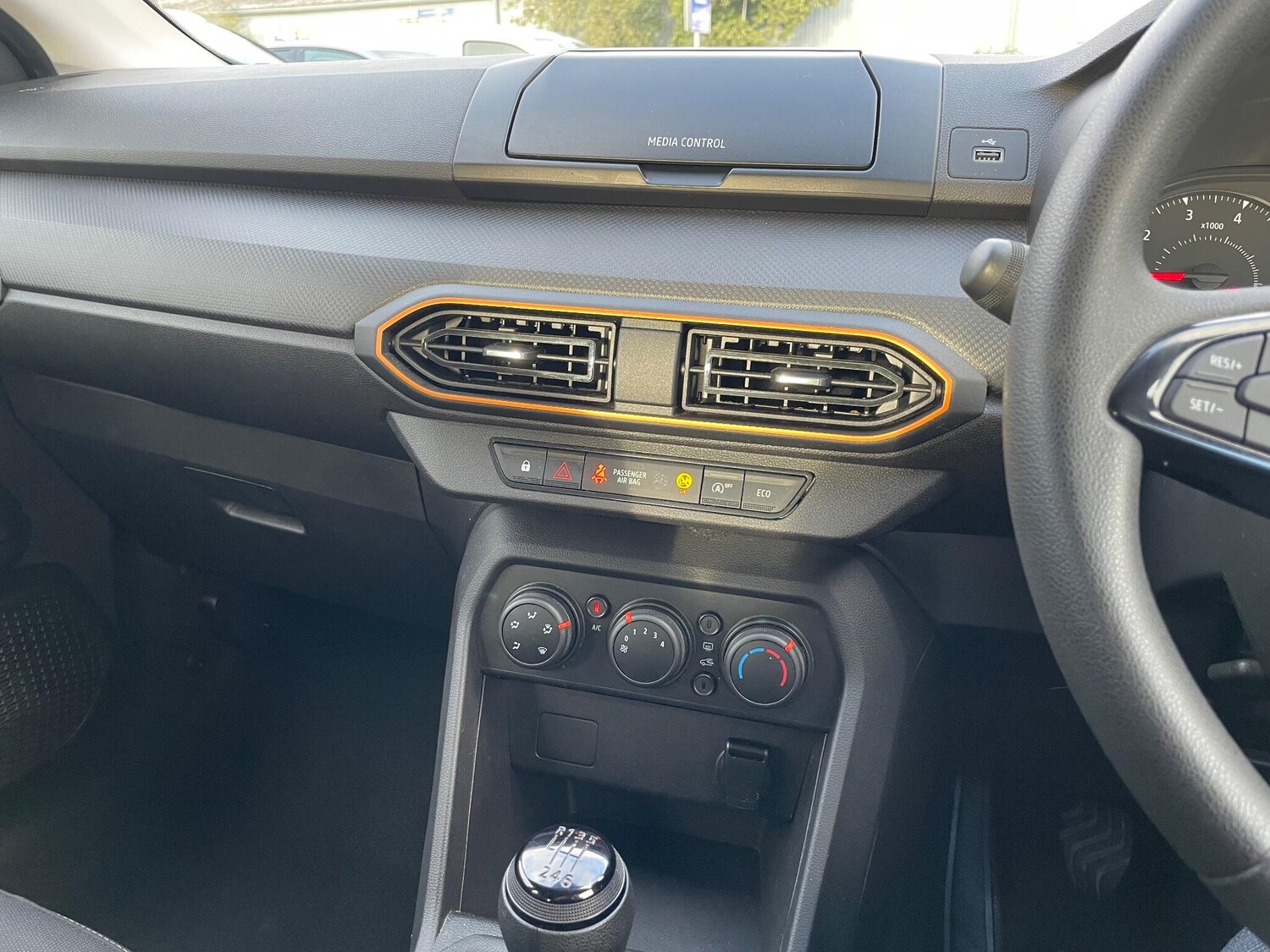 Used Dacia Sandero Stepway 2022 for sale - 76887218: Photo 42