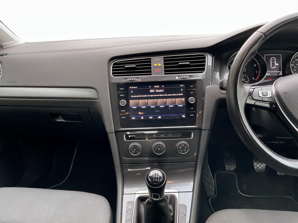 Used Volkswagen Golf 2018 for sale - 78205342: Photo 13