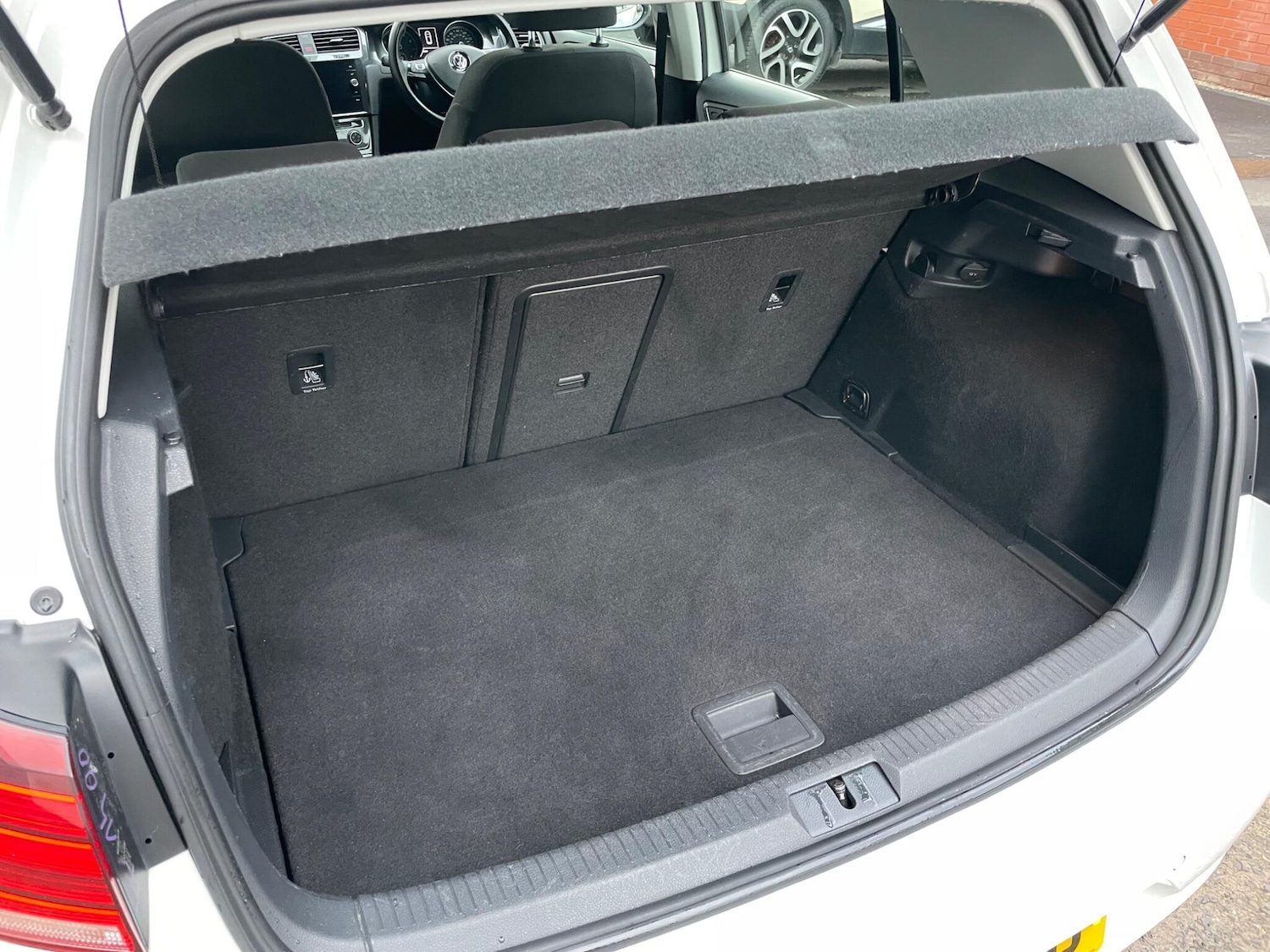 Used Volkswagen Golf 2018 for sale - 78205342: Photo 34