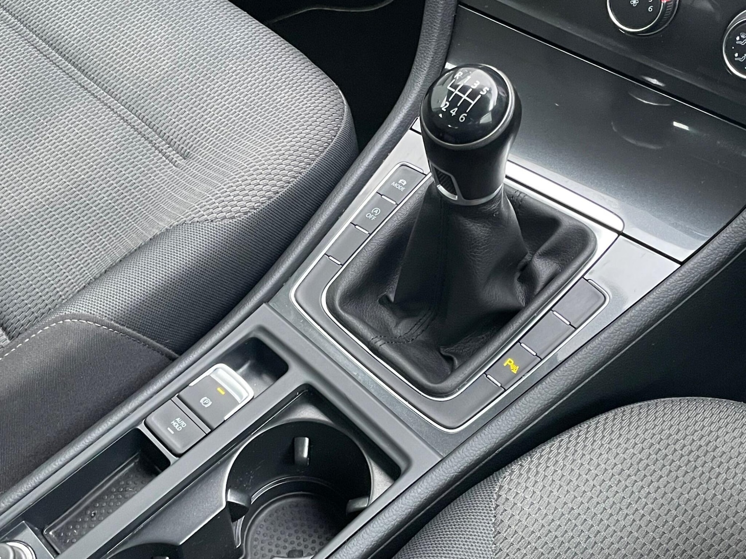 Used Volkswagen Golf 2018 for sale - 78205342: Photo 48