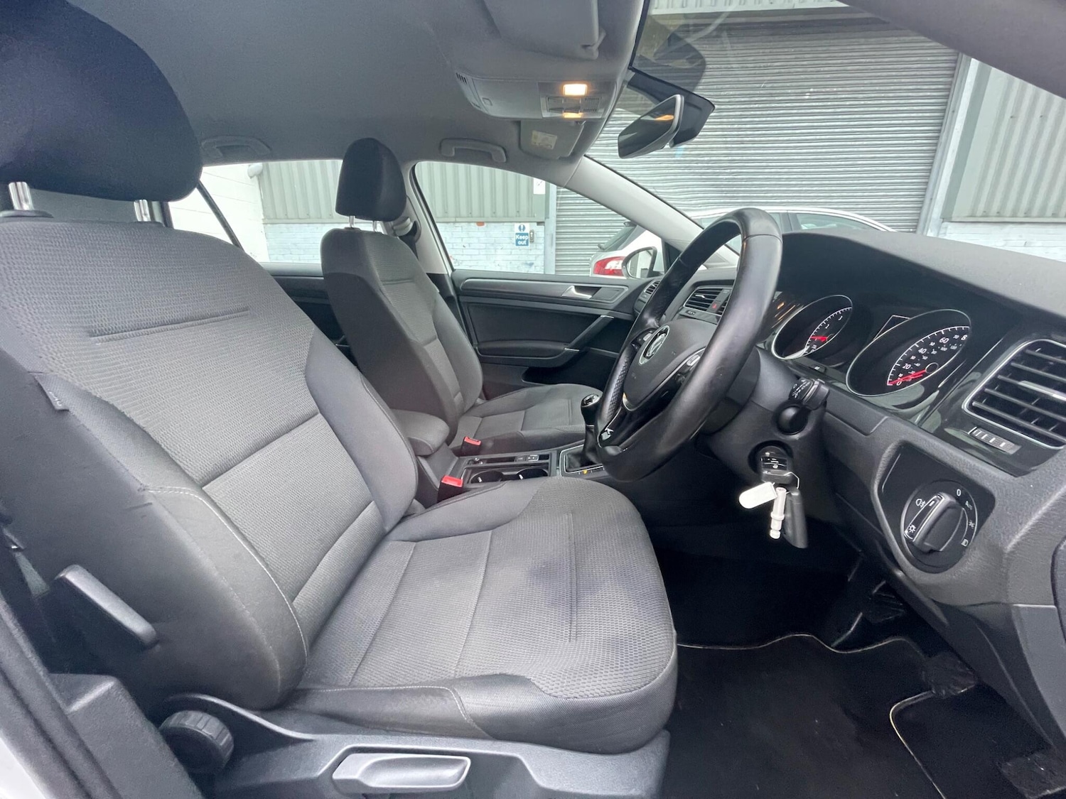 Used Volkswagen Golf 2018 for sale - 78205342: Photo 50