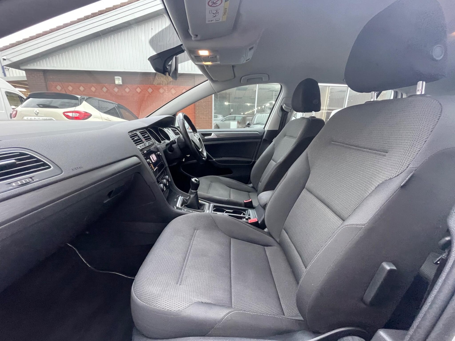 Used Volkswagen Golf 2018 for sale - 78205342: Photo 52