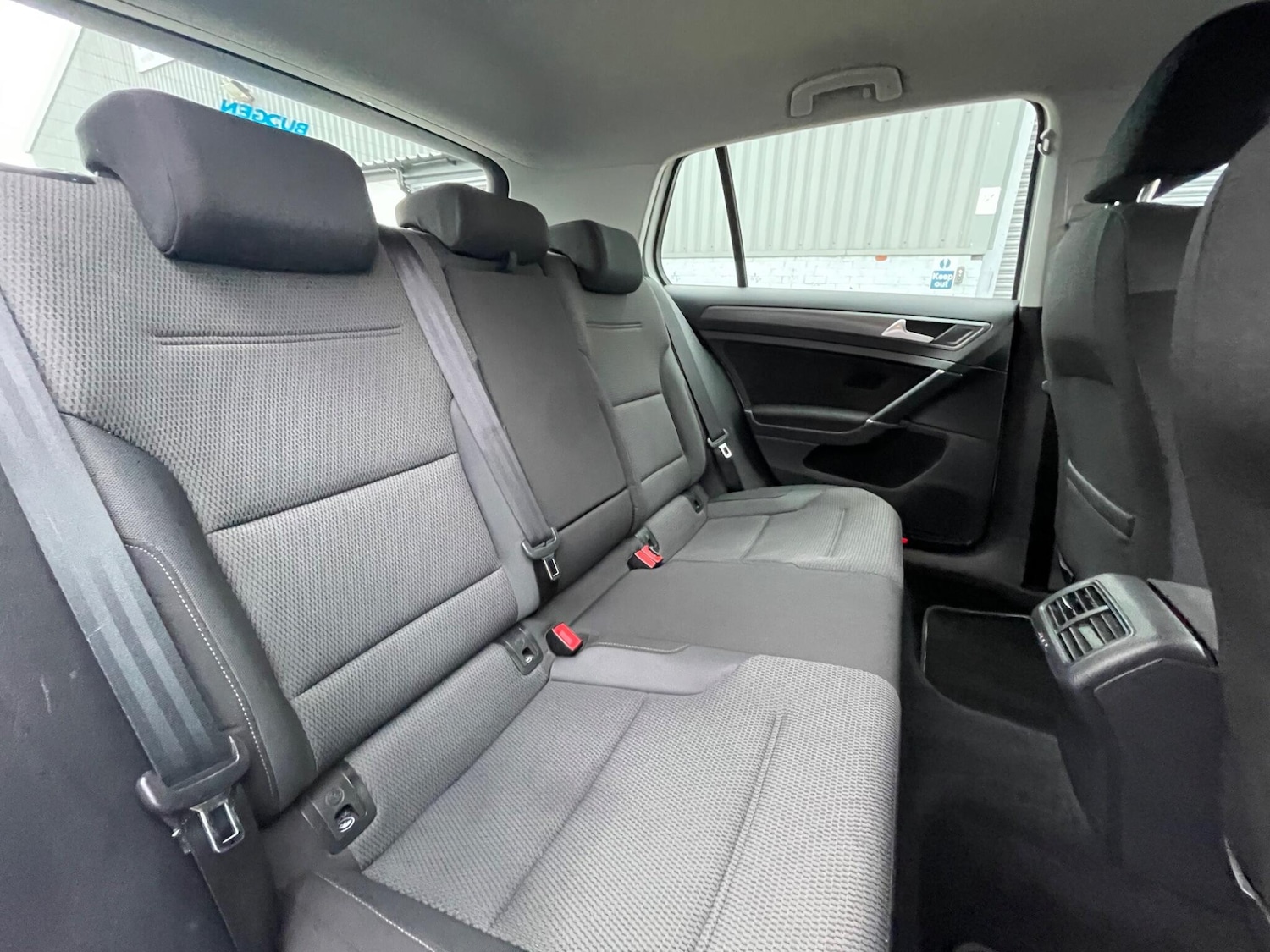 Used Volkswagen Golf 2018 for sale - 78205342: Photo 59