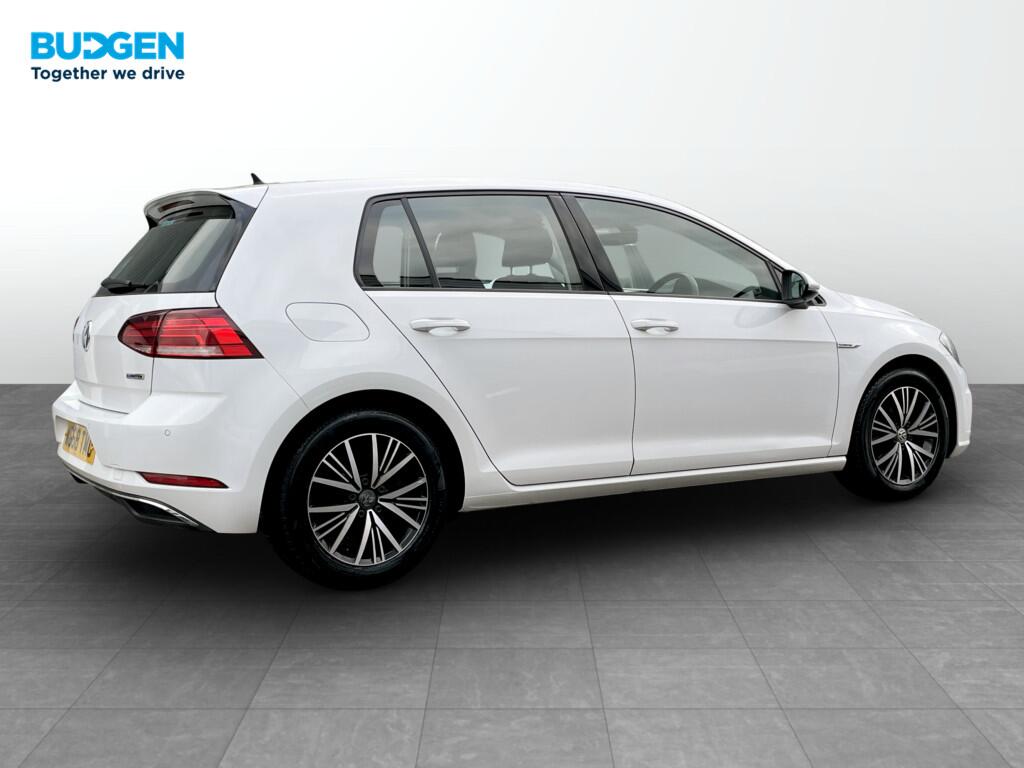 Used Volkswagen Golf 2018 for sale - 78205342: Photo 6