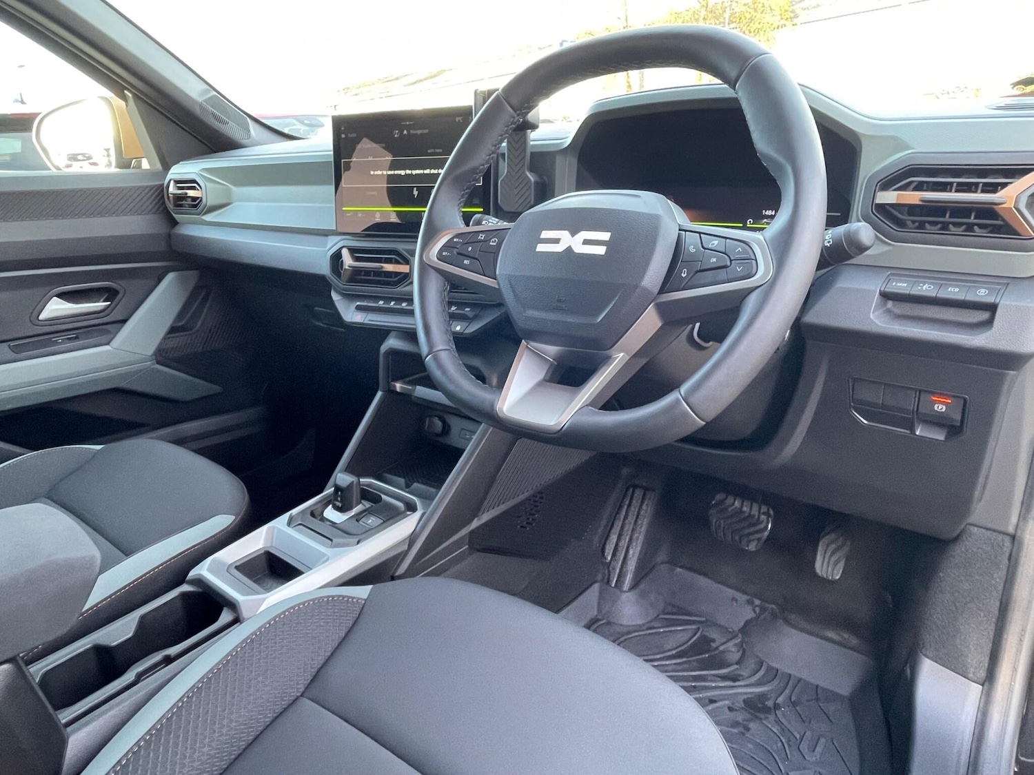 Used Dacia Duster 2025 for sale - 77345317: Photo 38