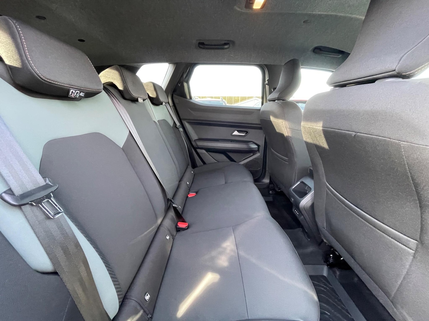 Used Dacia Duster 2025 for sale - 77345317: Photo 63