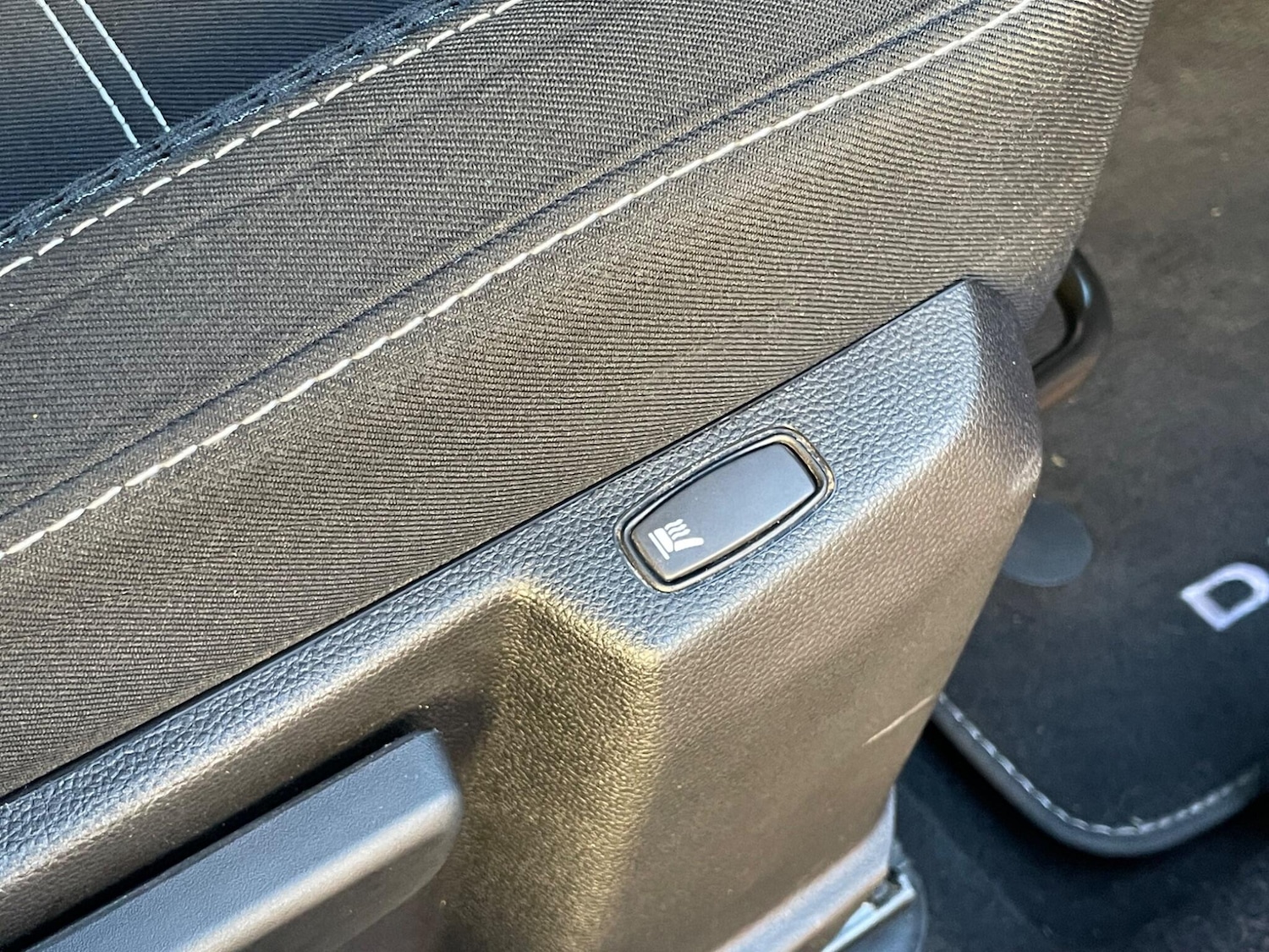 Used Dacia Duster 2022 for sale - 76513152: Photo 34