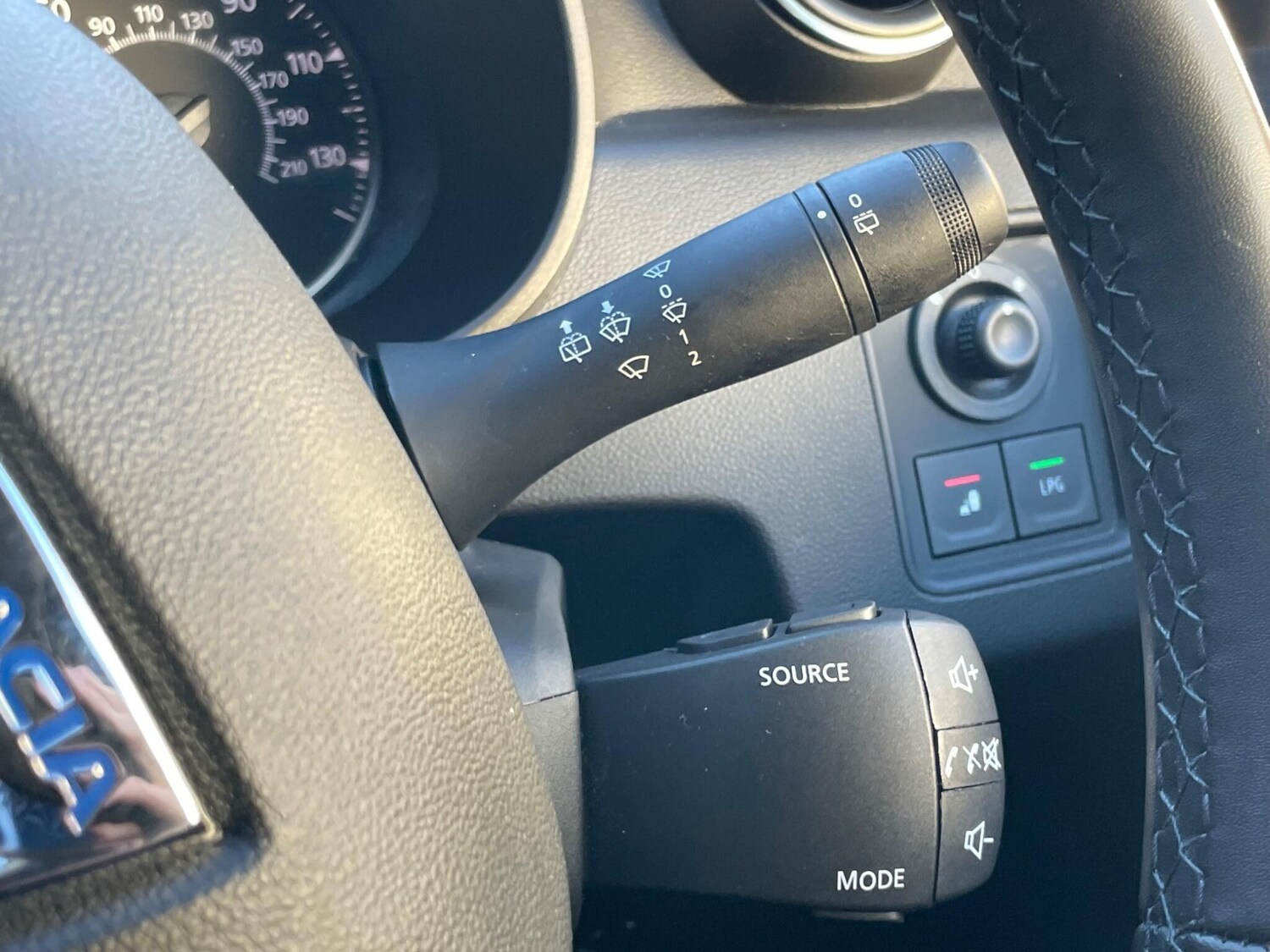 Used Dacia Duster 2022 for sale - 76513152: Photo 42