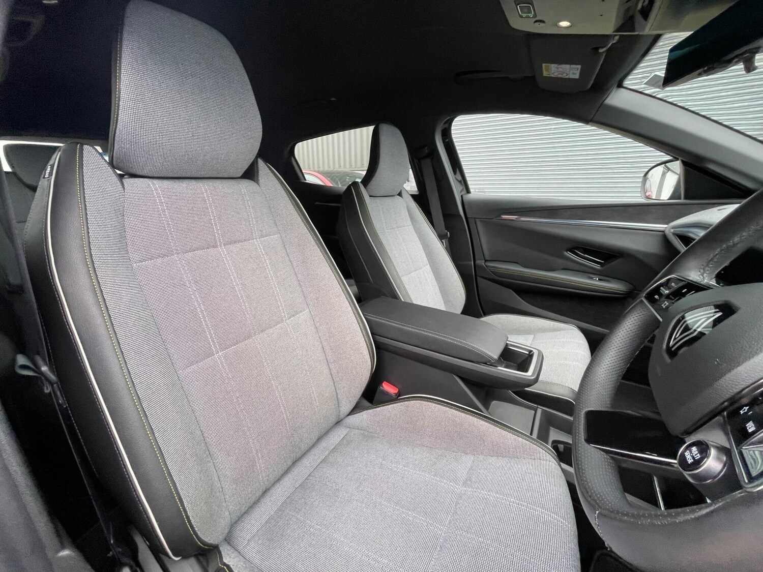 Used Renault Megane E Tech 2023 for sale - 77611470: Photo 37