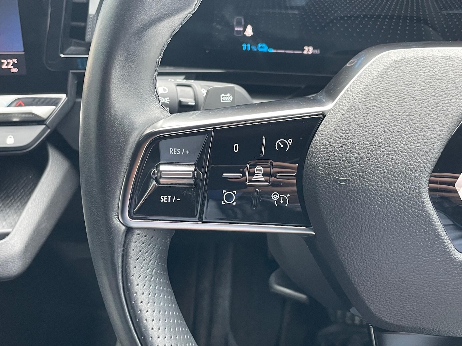 Used Renault Megane E Tech 2023 for sale - 77611470: Photo 42