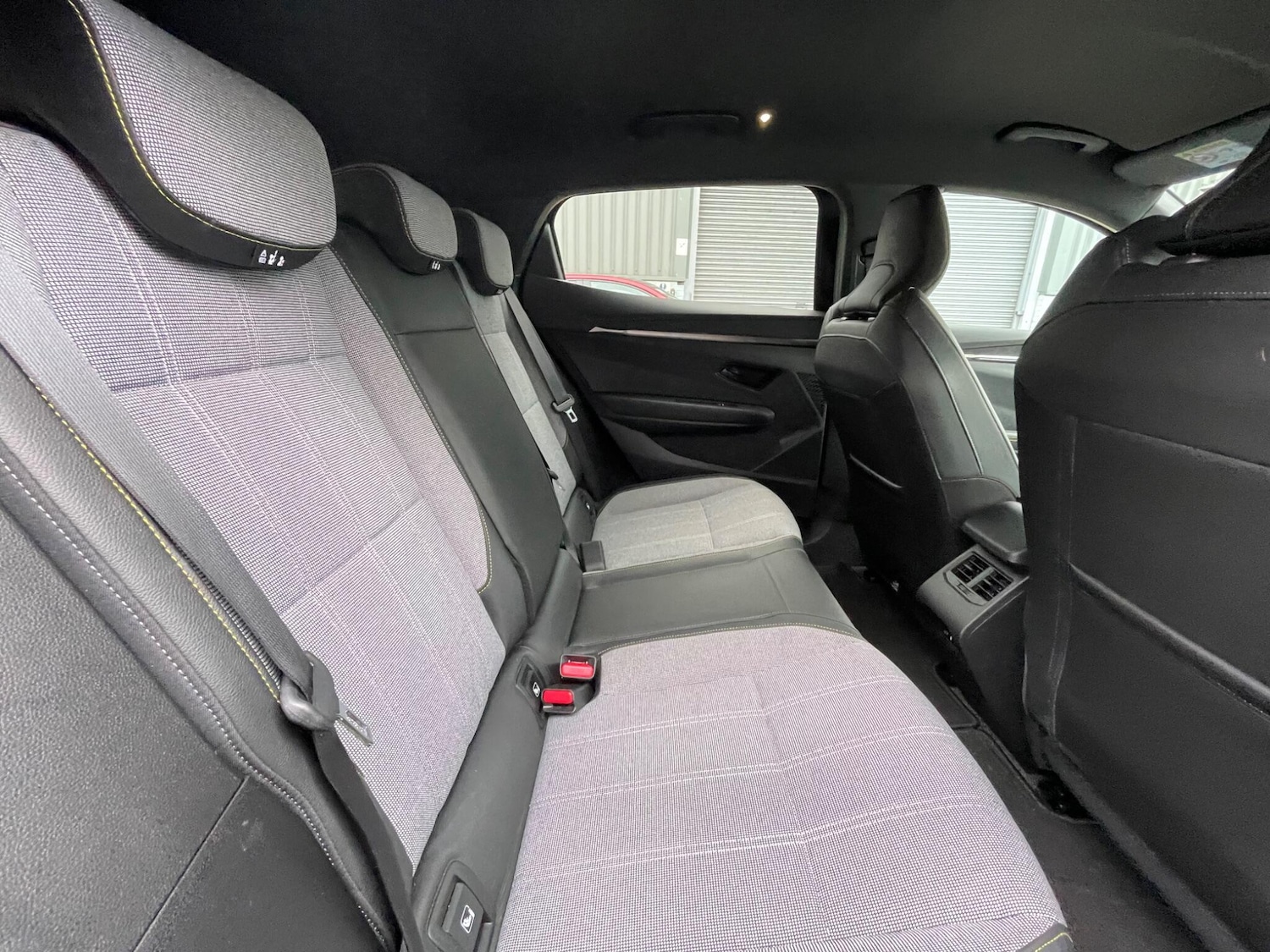 Used Renault Megane E Tech 2023 for sale - 77611470: Photo 64