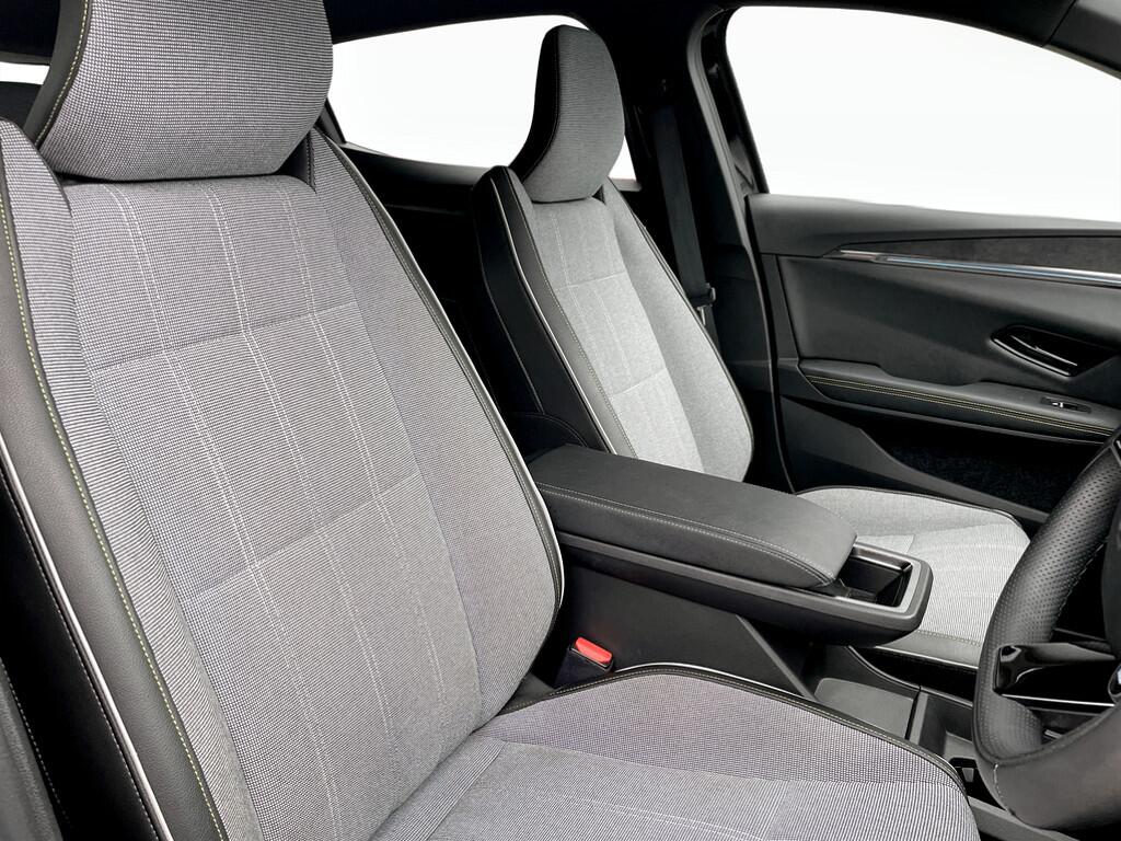 Used Renault Megane E Tech 2023 for sale - 77611470: Photo 9