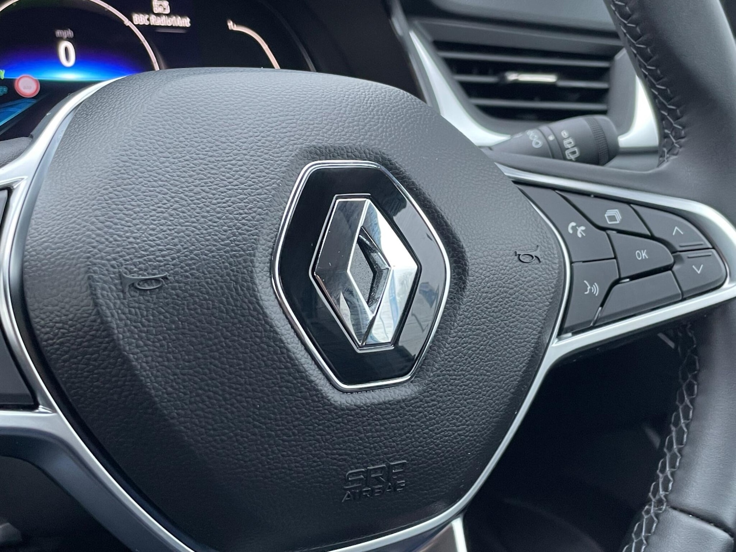 Used Renault Captur 2023 for sale - 77538070: Photo 39