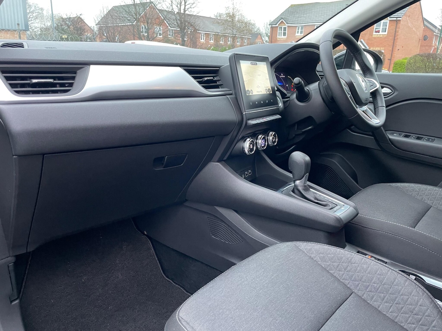 Used Renault Captur 2023 for sale - 77538070: Photo 54