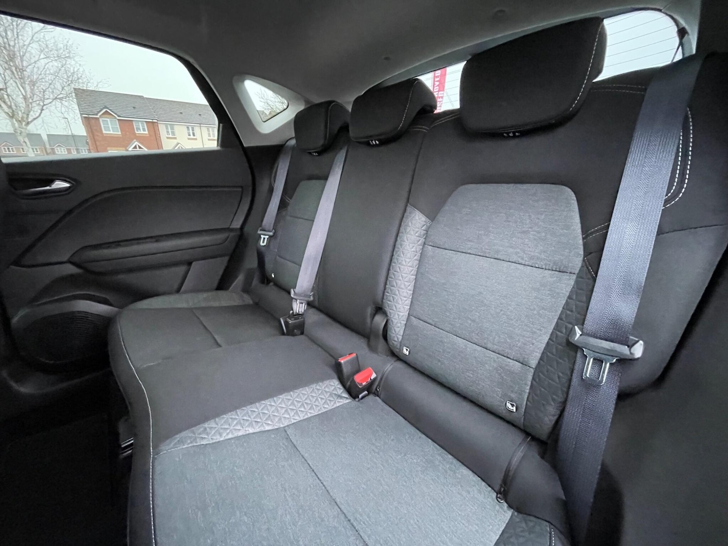 Used Renault Captur 2023 for sale - 77538070: Photo 58