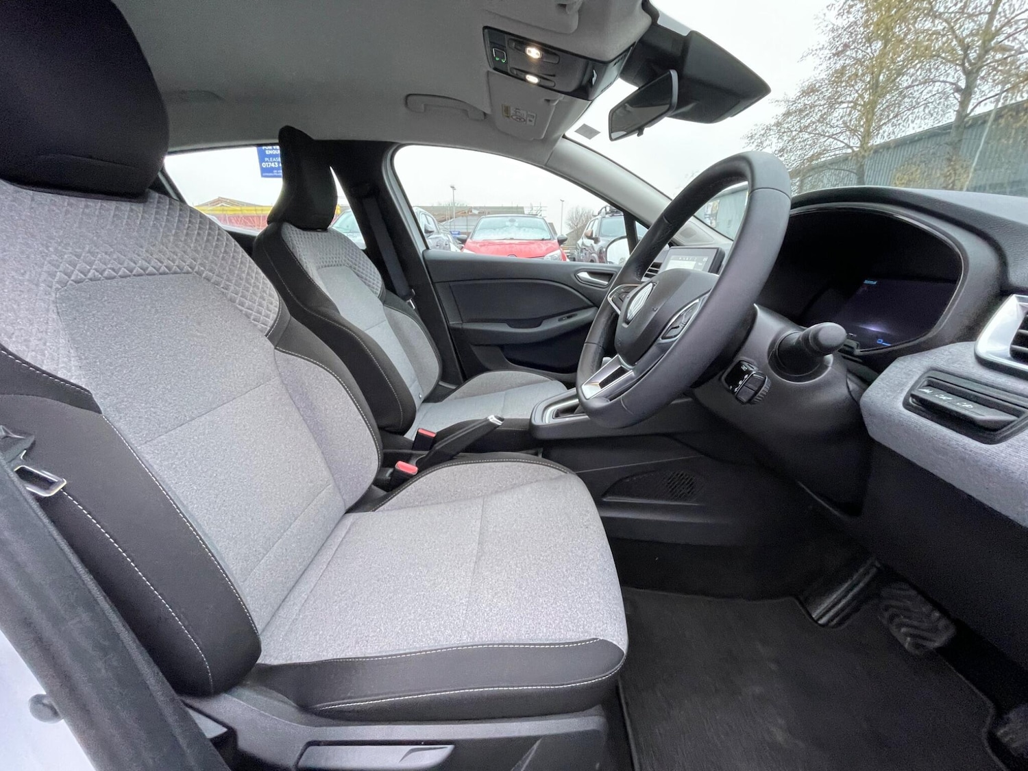 Used Renault Clio 2023 for sale - 77291691: Photo 36