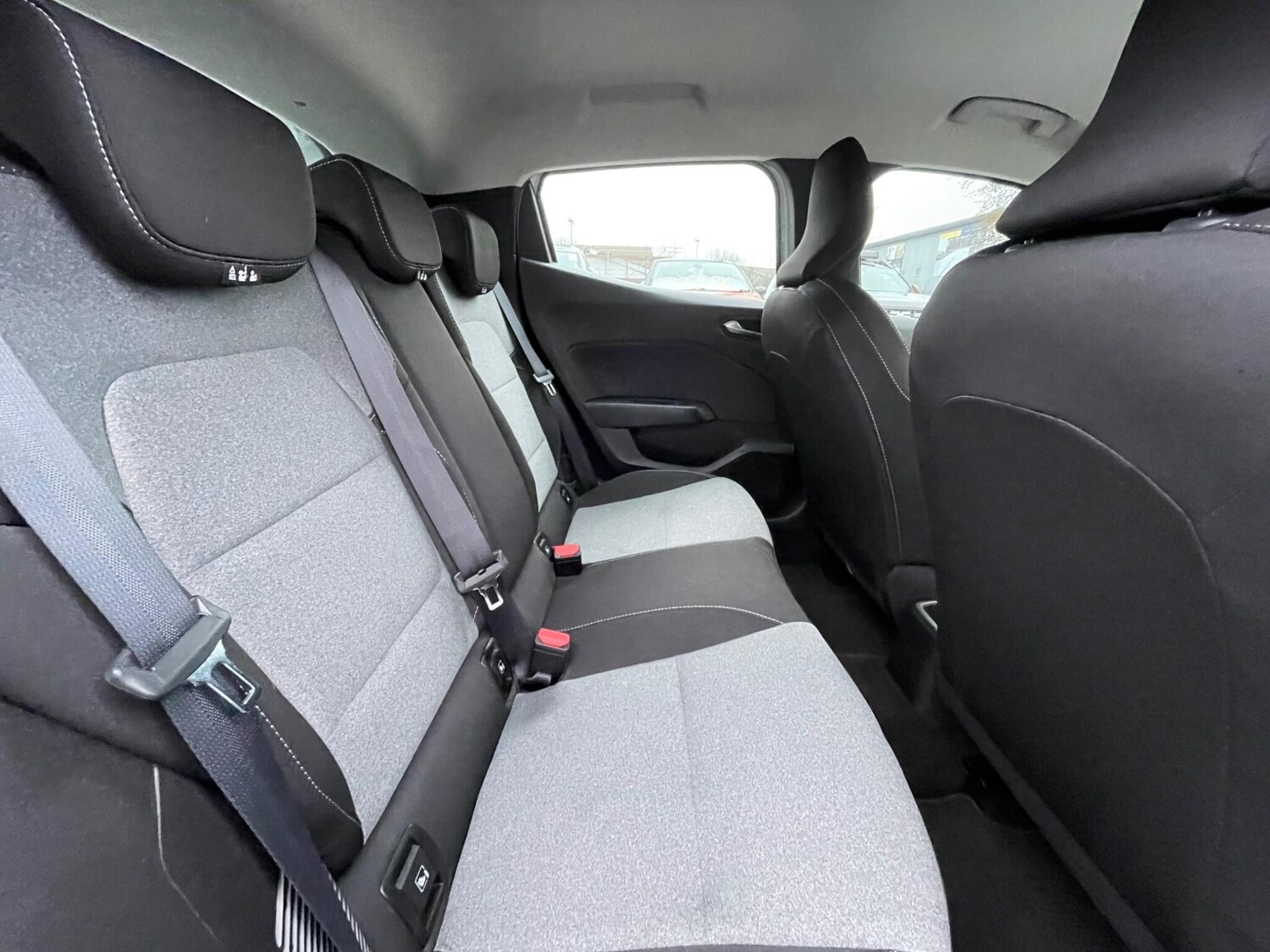 Used Renault Clio 2023 for sale - 77291691: Photo 63