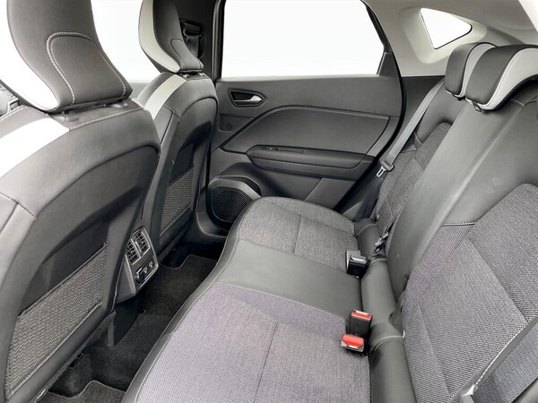 Used Renault Captur 2023 for sale - 76094601: Photo 16