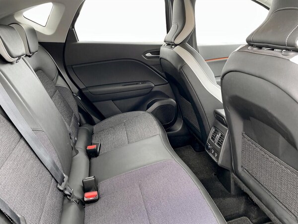 Used Renault Captur 2023 for sale - 76094601: Photo 17