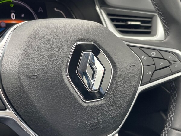 Used Renault Captur 2023 for sale - 76094601: Photo 42