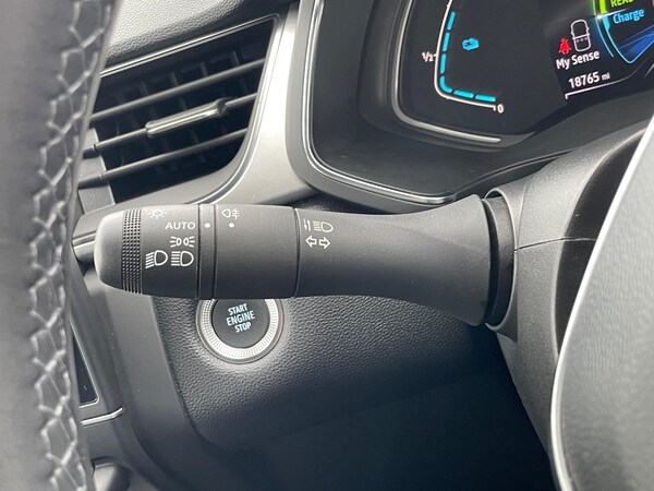 Used Renault Captur 2023 for sale - 76094601: Photo 44